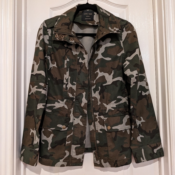 Love Tree Women's Camo Military Jacket - Picture 4 of 12